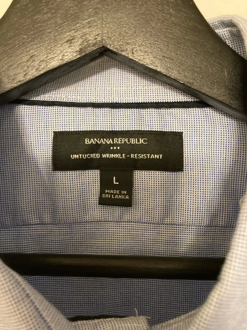 Banana Republic Light Blue Men's Untucked Wrinkle Resistant Shirt - Size Large